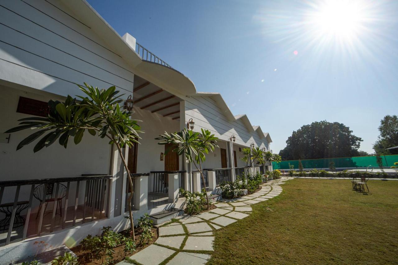 Yellow Tail By Puggles Resorts Ramnagar  Exterior photo