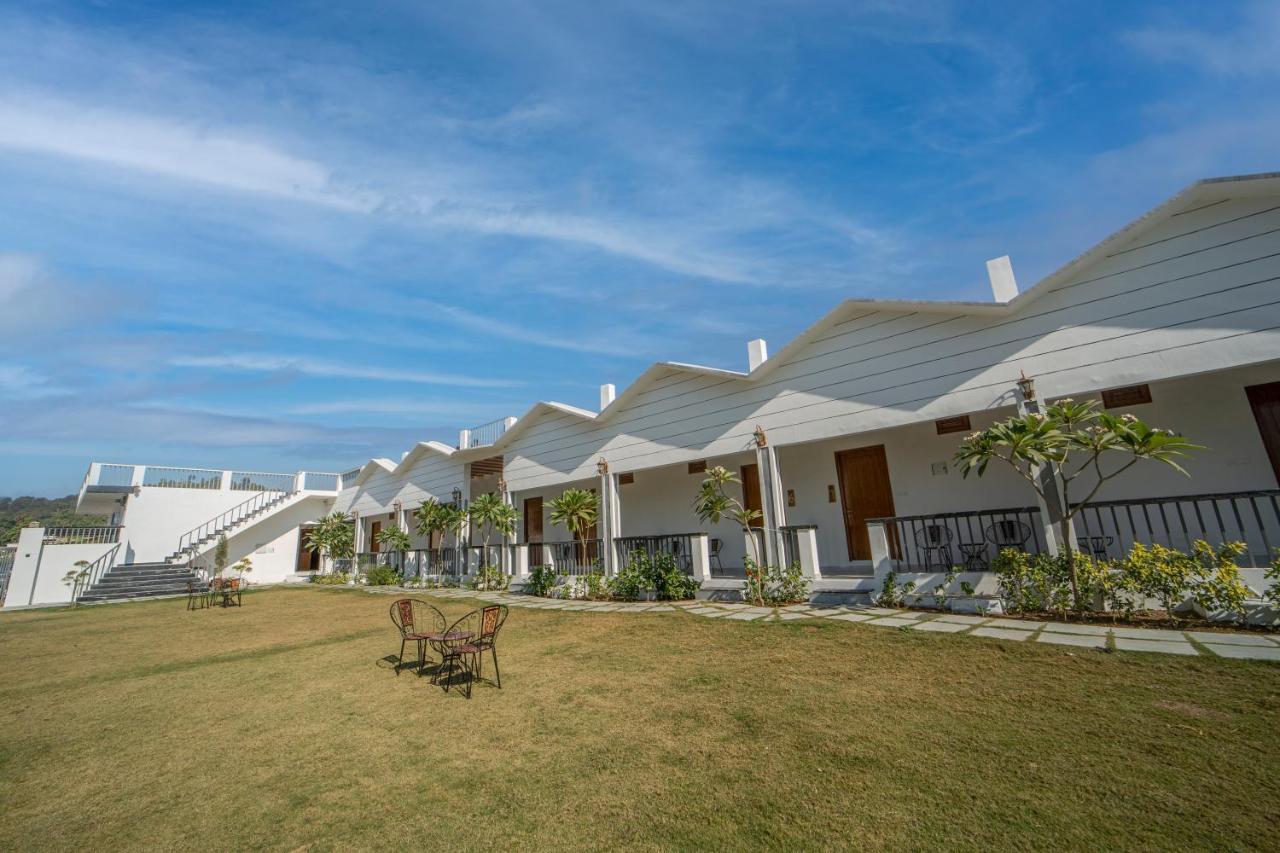 Yellow Tail By Puggles Resorts Ramnagar  Exterior photo